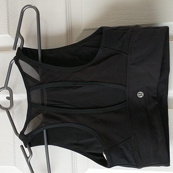 Lululemon mesh razor back sports bra Size 2 - Picture 5 of 5